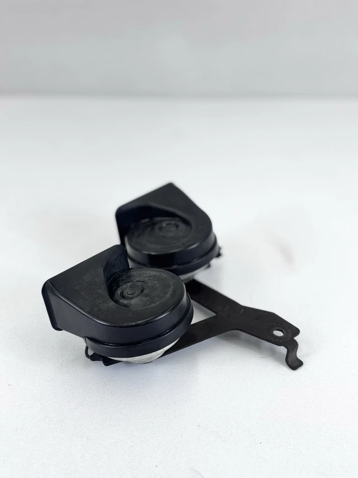 Conjunto de bocina con soporte Ford F150 2009-2014 OEM A046495 #061 Foto 4 de 4