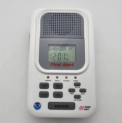 First Alert WX-150 Weather Alert Radio NOAA Emergency Broadcast Receiver - WORKS