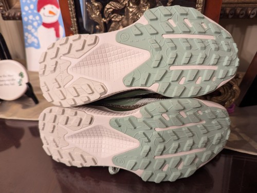 New - The North Face Altamesa 500 Womens Shoes Misty Sage/Forest Olive Size 8 - Picture 8 of 9