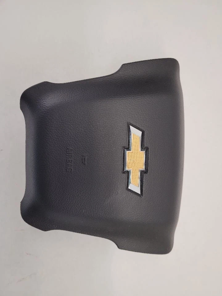 2015 16 17 18 19 2020 CHEVROLET SUBURBAN 1500 Driver Left A Bag Driver Wheel  - Image 2 of 4