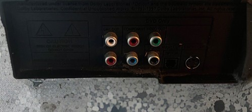 Samsung DVD + VCR Combo V2000 funzionante senza telecomando. Venduto solo per ricambi - Foto 10 di 11