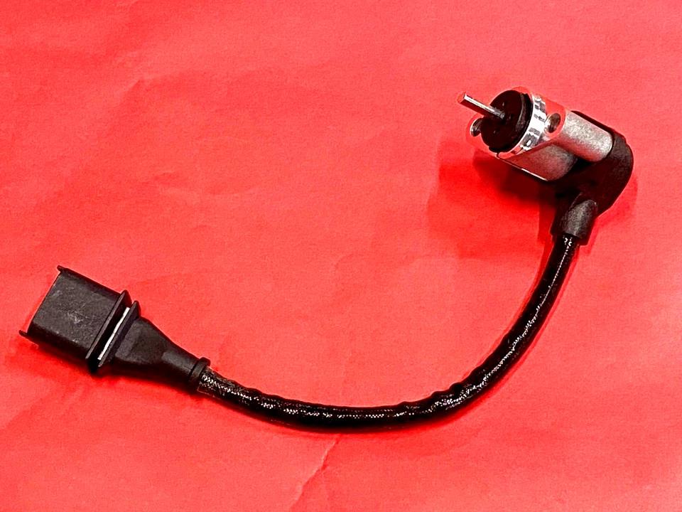 Sensor de posición del cigüeñal del motor PC587 para Land Rover Discovery 99-04 Foto 2 de 4