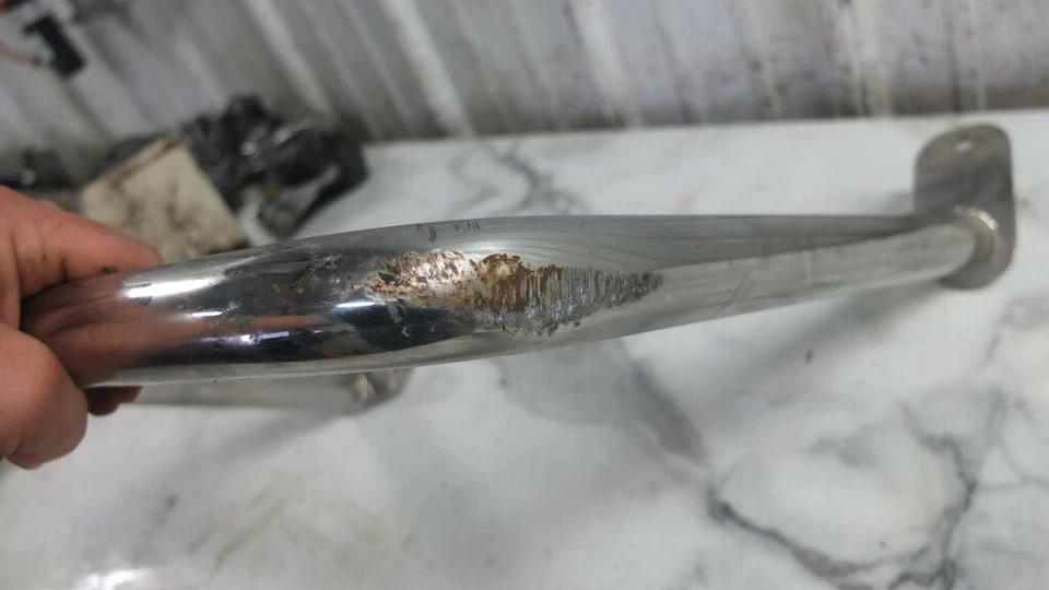 05 Suzuki VL800 VL 800 C50 Boulevard lado izquierdo motor protector barra de choque Foto 2 de 4