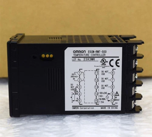 New In Box Omron Temperature Controller E5CN-RMT-500 100-240VAC