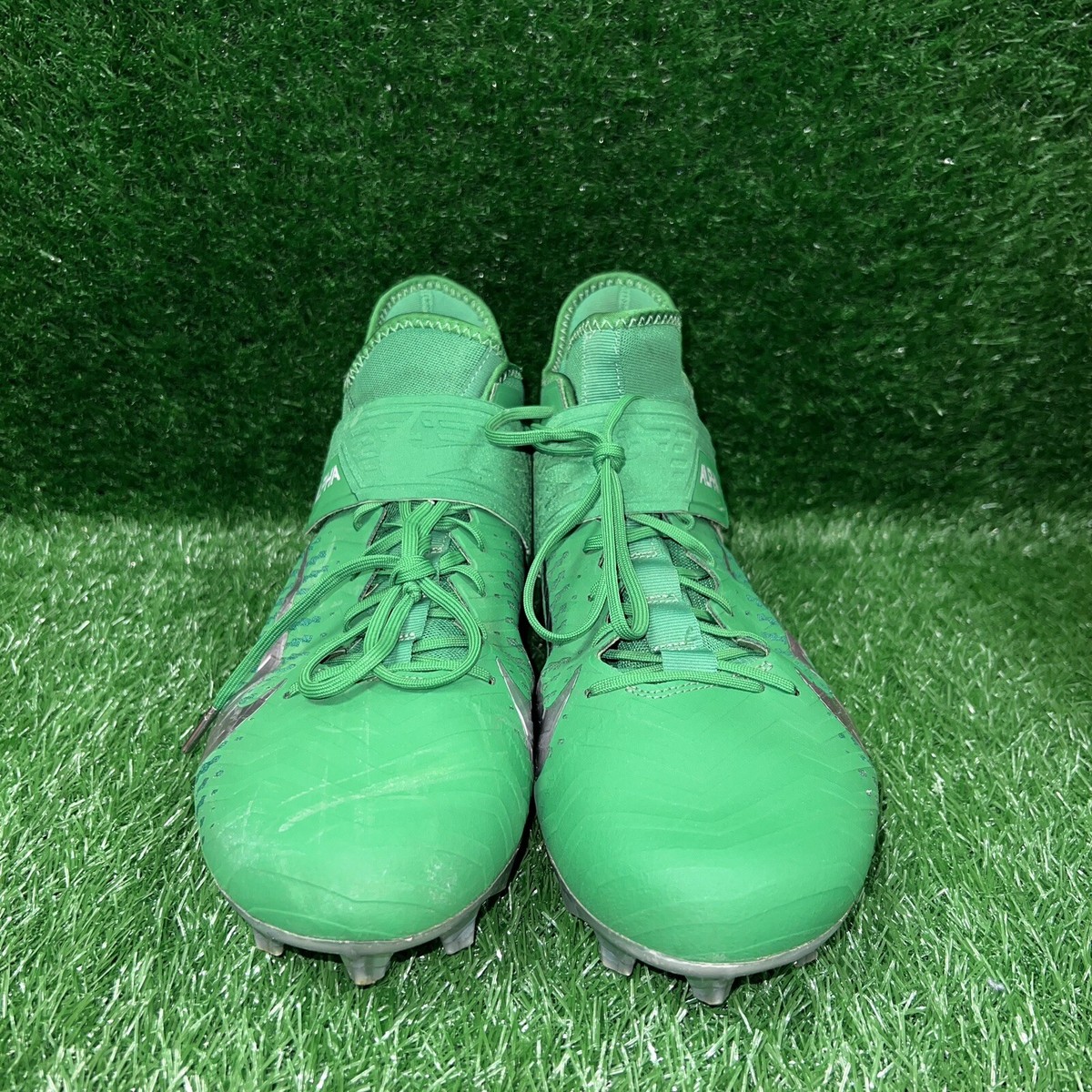 Nike Alpha Menace Pro 2 Mid Oregon Ducks PE Football Cleats Men’s Size 12 Green Nike Alpha Menace Pro 2 Mid Oregon Ducks PE Football Cleats  main image 3