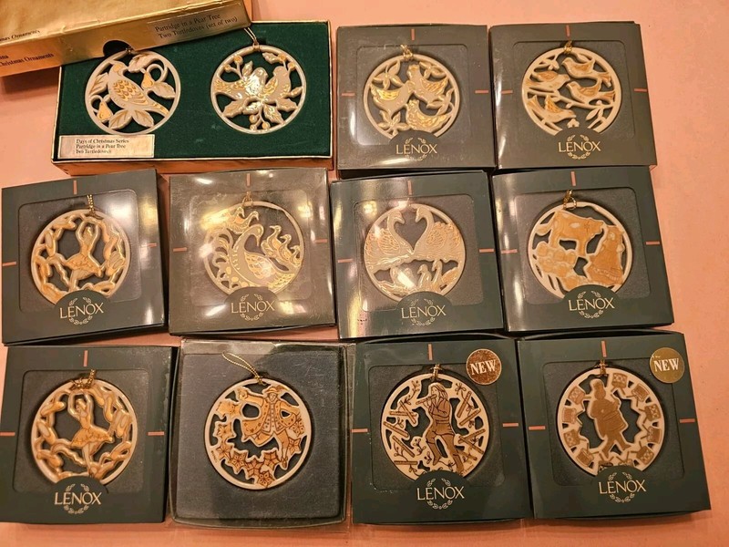 VTG 11 Lenox "12 DAYS OF CHRISTMAS" Ornaments With Original Box 12346789101112