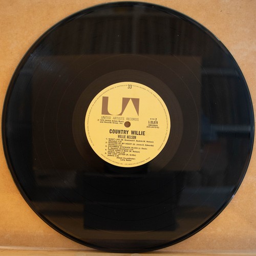 WILLIE NELSON - COUNTRY WILLIE - LP de vinilo - 1975 - entre otros - en muy buen estado franqueo gratuito (2250) - Imagen 3 de 5