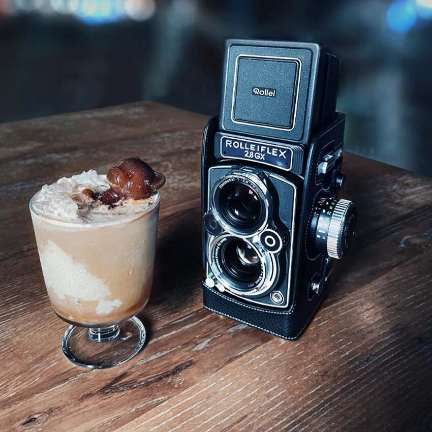 Estuche con media cámara de cuero genuino hecho a mano para Rolleiflex 2.8 GX Foto 2 de 4