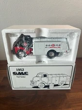 FIRST GEAR #28-1083 KENDALL RACING OIL 1952 GMC FUEL TANKER
