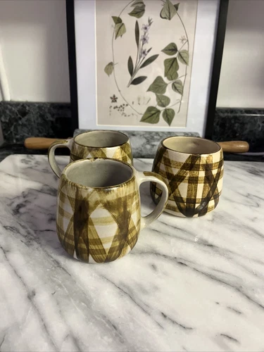 Chatham Pottery 10 Ounce Mug Set Of 3  Cane Pattern