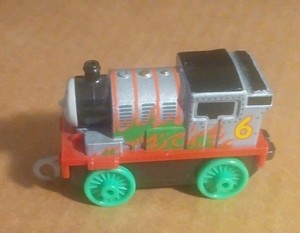 2020 THOMAS THE TRAIN PERCY FLAME ENGINE 07234