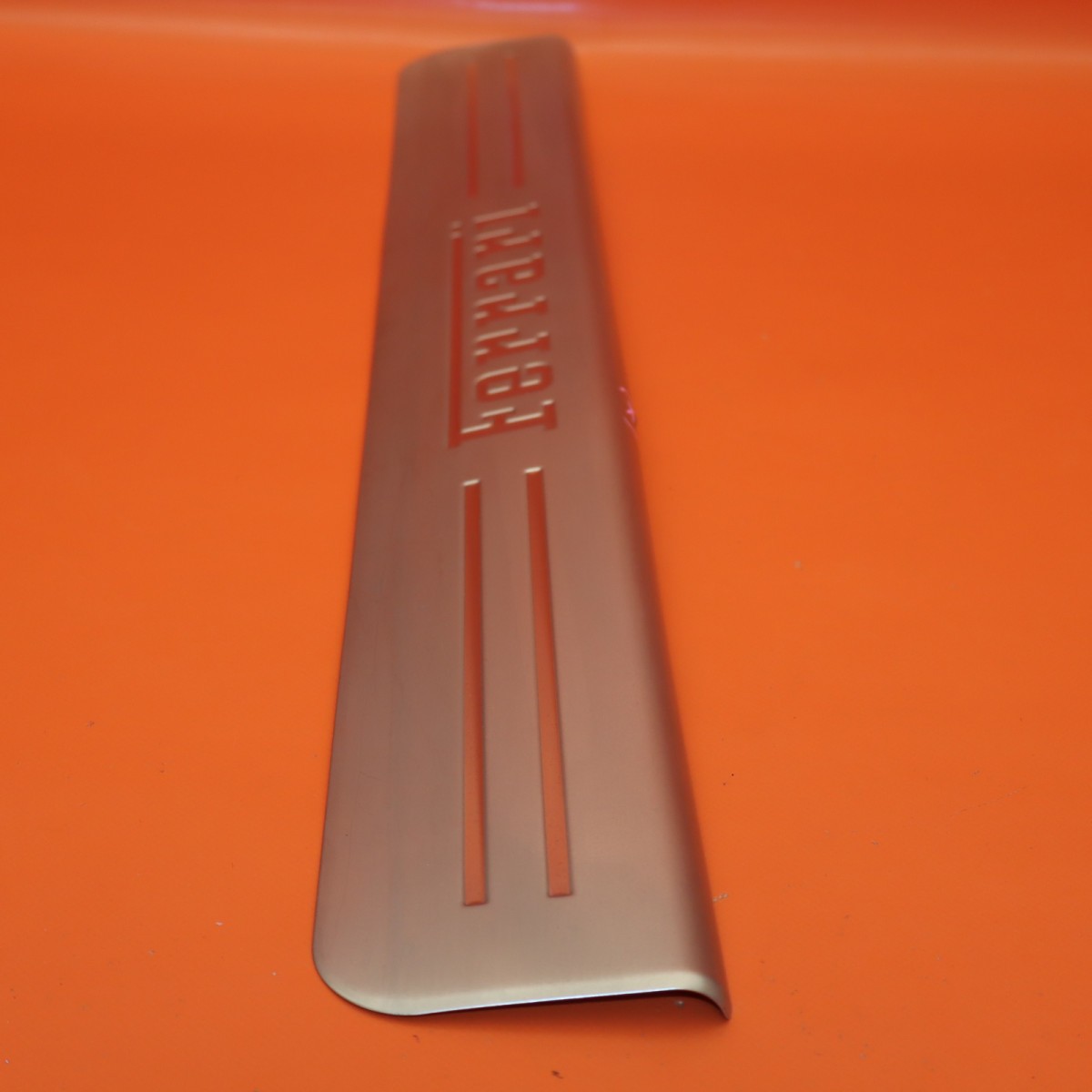 Ferrari California 2009-2014 Kick panel