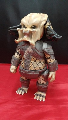 Yuru Sofubi Series First Release Predator
