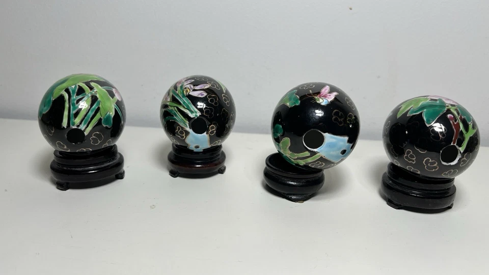 Juego de 4 huevos de porcelana pintados a mano reales japoneses vintage escena floral Foto 3 de 4