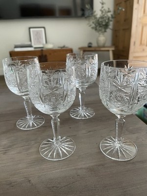 SET OF 4 RIEDEL ''SAN MICHELE'' CUT CRYSTAL WINE GLASSES, 5 1/2 