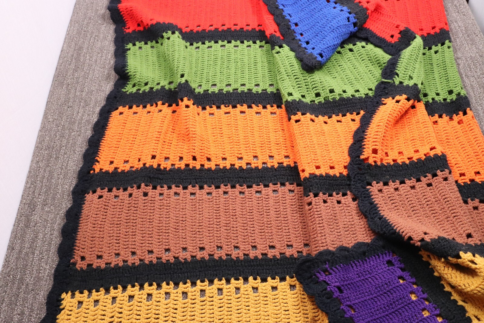 Vintage Handmade Afghan Blanket Granny Square Crochet Knit Blue Red