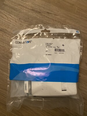 2 Port Surface Mount Kit alpine White von Commscope