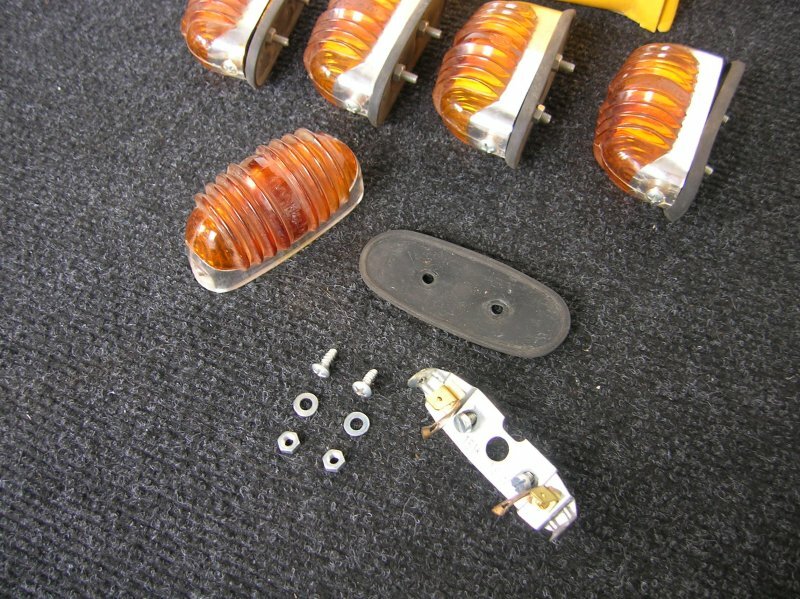 1 PORSCHE 906 HELLA K12642 2254 TURN SIGNAL AMBER INDICATOR LIGHT