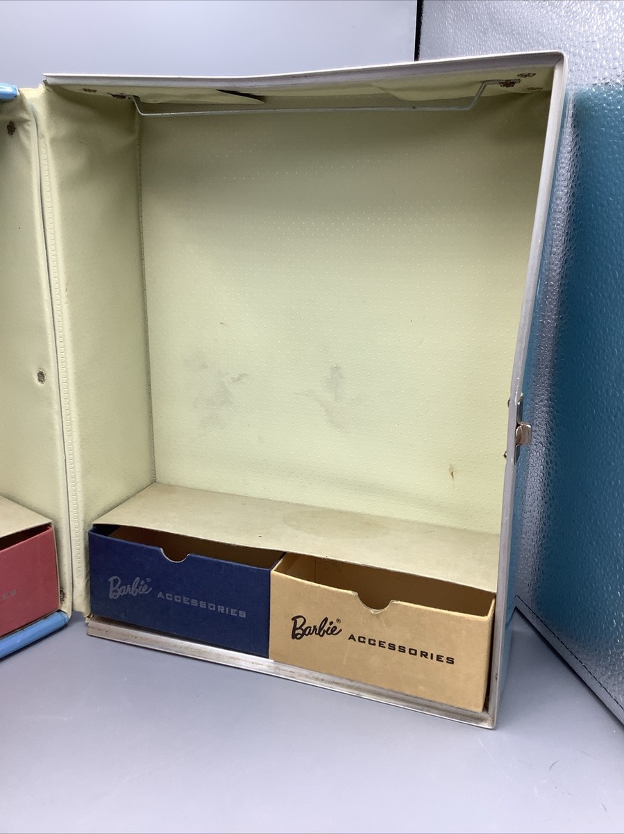 Vintage 1961 Black Ponytail Barbie Doll Case Rare - Original