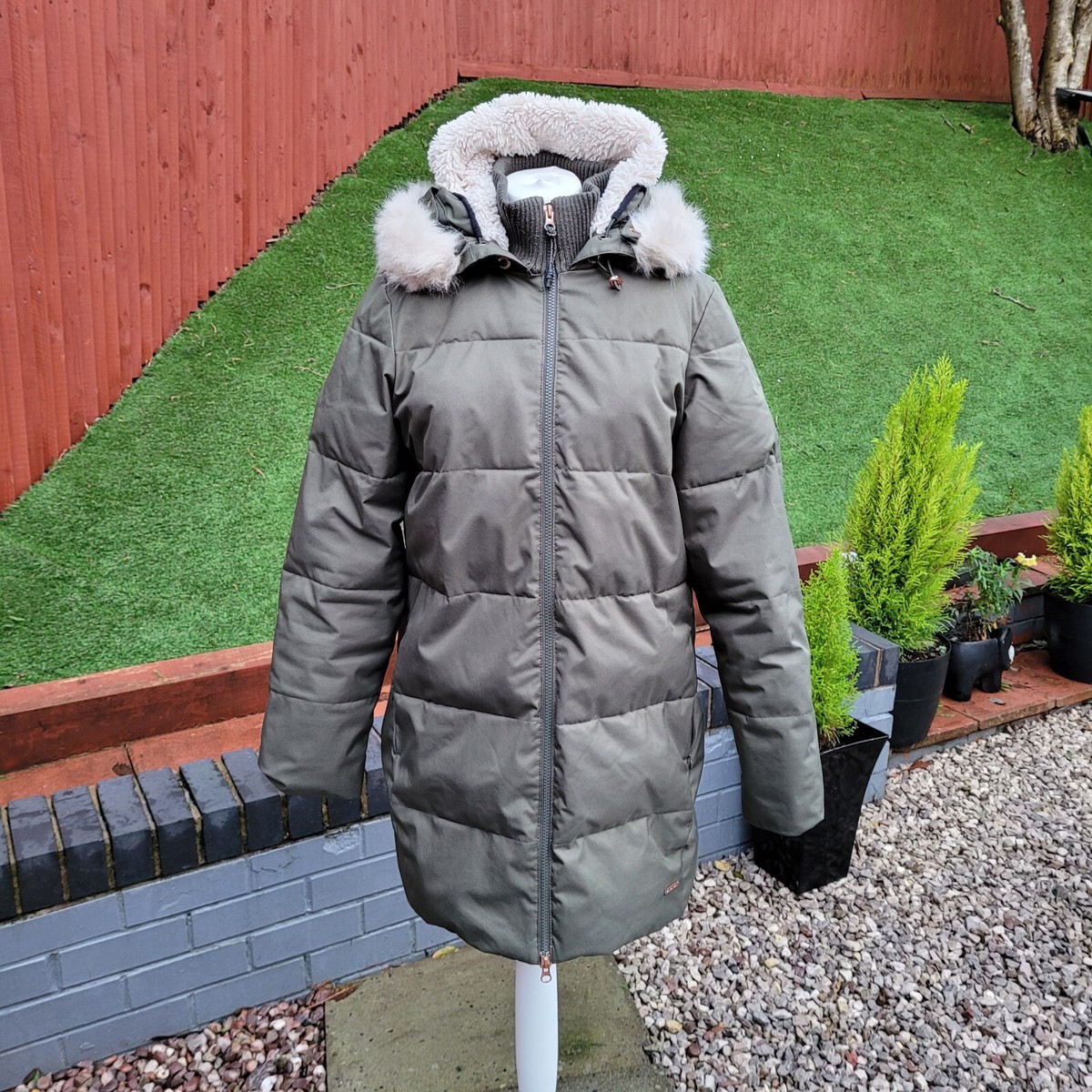 Sweaty Betty North Pole Puffer Coat Jacket Medium Olive Green