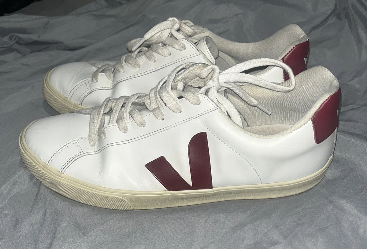 Veja esplar deals red