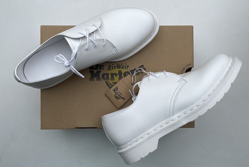 BNIB Dr Martens 1461 Mono Smooth 