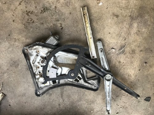 elektr. Fensterheber rechts vorne BMW 7er E32 735i 0130821242 513219383689