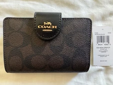 COACH MEDIUM CORNER ZIP  WALLET BROWN BLACK NEW
