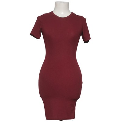 Boohoo, Kleid, Größe: 34, Rot, Einfarbig, Rippenstrick, Damen #oYE