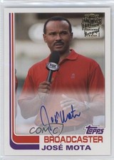 2021 Topps Archives Fan Favorite Auto 1982 Topps Jose Mota #FFA-JMO Auto 2s2