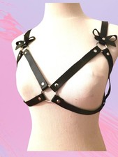 Body Pettorina Corpetto Harness imbracatura Fetish Bondage Bdsm Reggiseno Pelle