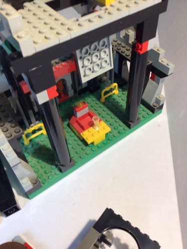 Lego Castle Fright Knight Vintage Parts Lot With Spider Witch Minifigure READ - Picture 12 of 13
