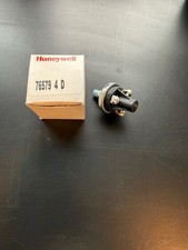 Honeywell Pressure Switch 76579 4 D
