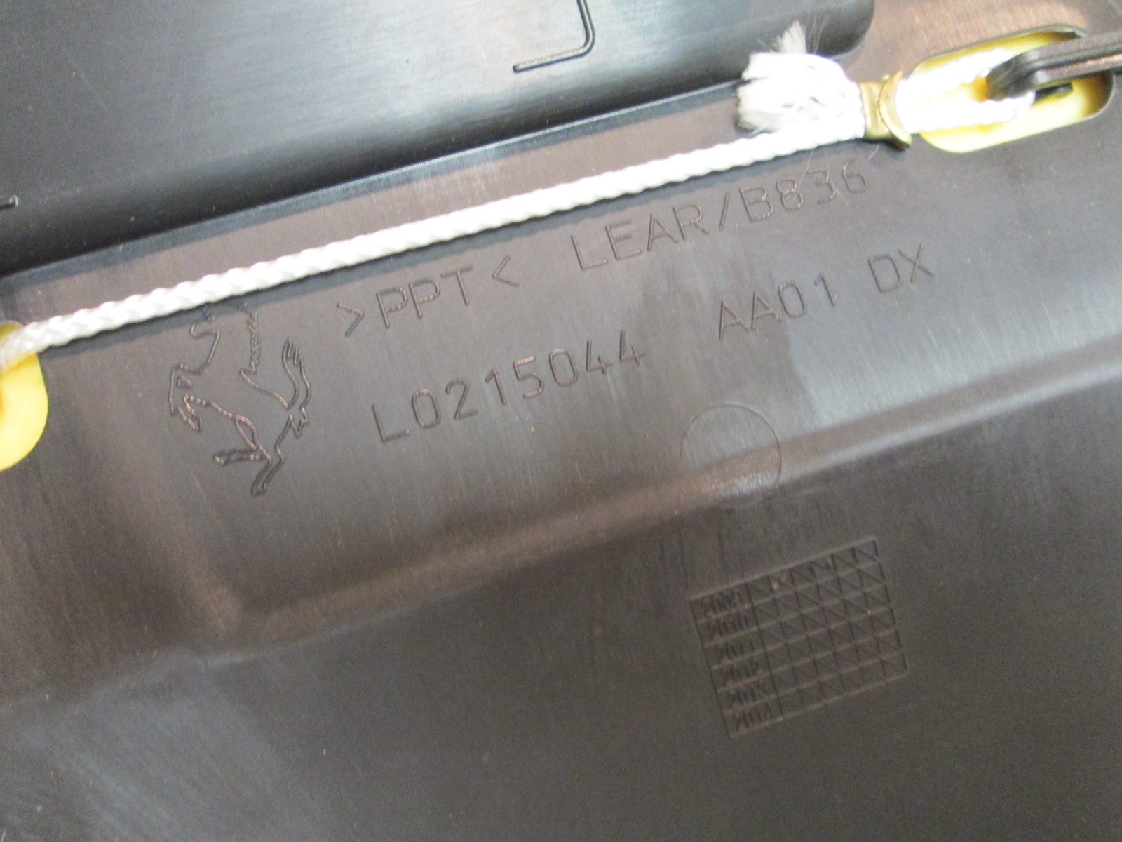 Ferrari California - RH Rear Seat / Cuoio # 82926029