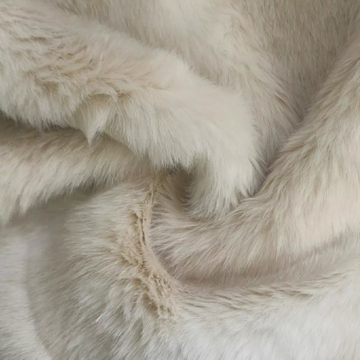 White Monster 4 Faux Fur | Howl Fabric