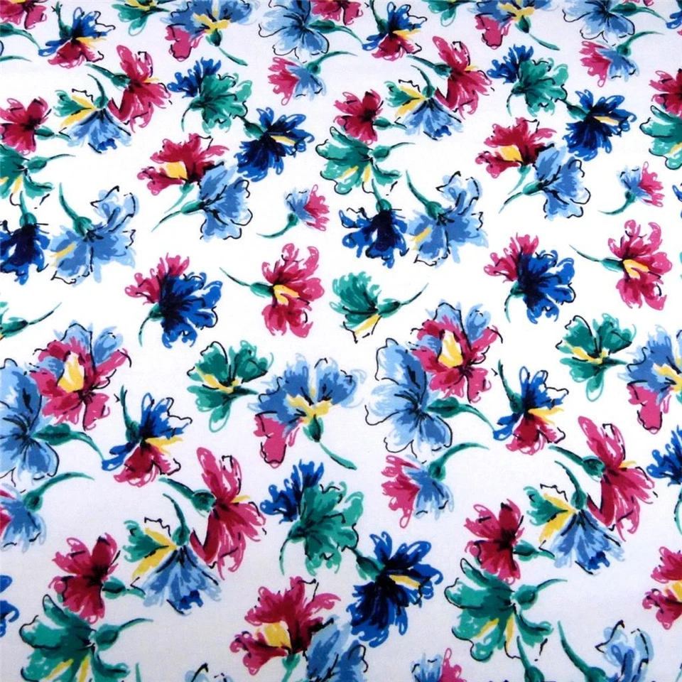 Precioso floral vintage de 62" de ancho por yarda Foto 2 de 4