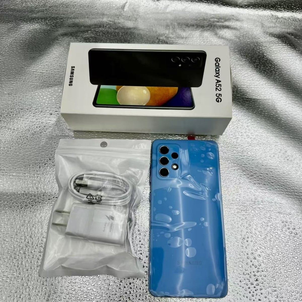 Samsung Galaxy A52 (5G) SM-A526U 128GB+6GB unlocked smartphone 6.5