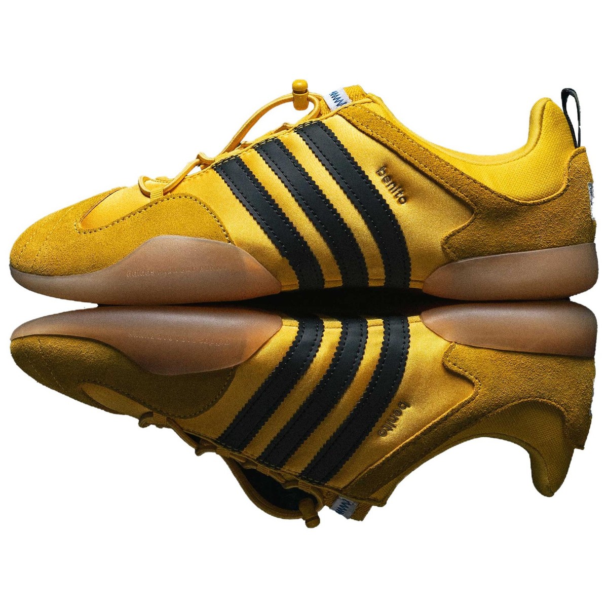 靴 adidas BAD BUNNY BALLERINA / BOLD GOLD Unveiling the Bad Bunny x adidas 'Bold Gold' Ballerina - The Drop Date
