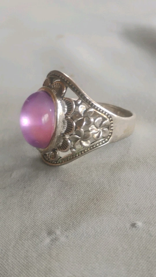 Large Lavender Moonstone Ring With Flower Designs Size 8 - Image 3 of 3
