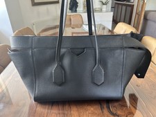 Hugo Boss Calf Leather Tote bag, ONLY USED TWICE,  UNUSED SHOULDER  STRAP