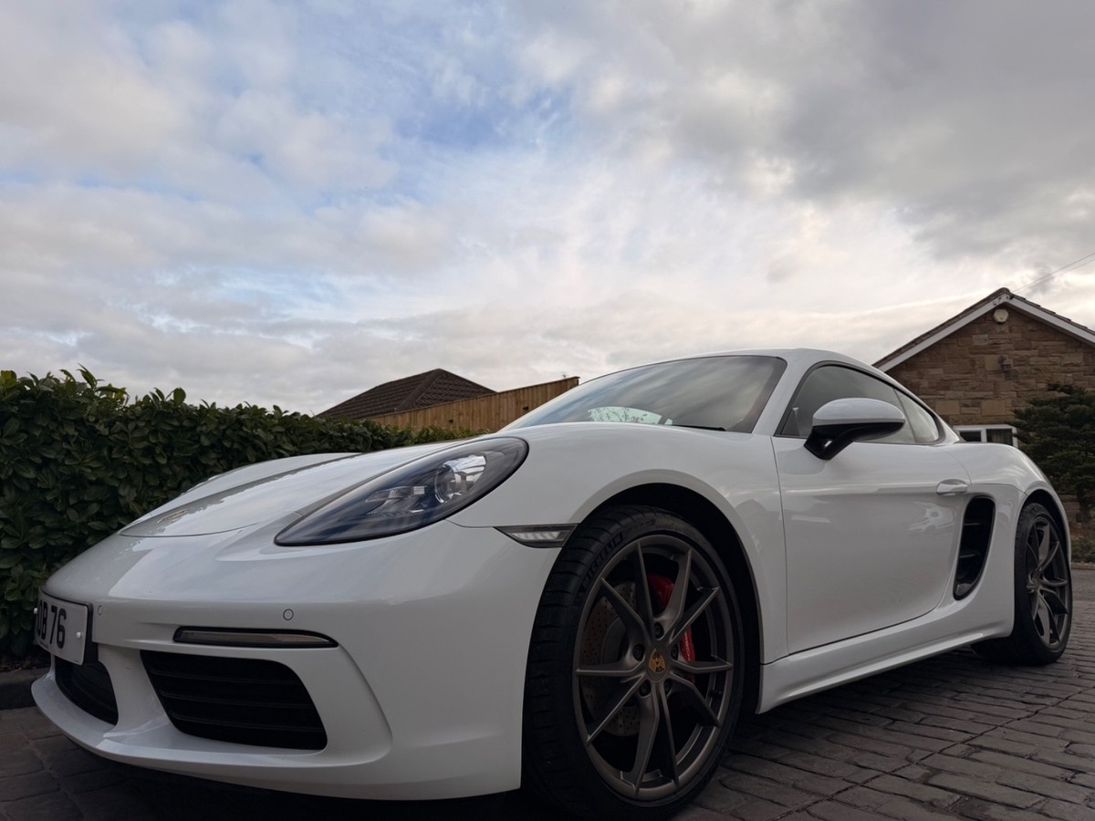 Porsche 718 Cayman S