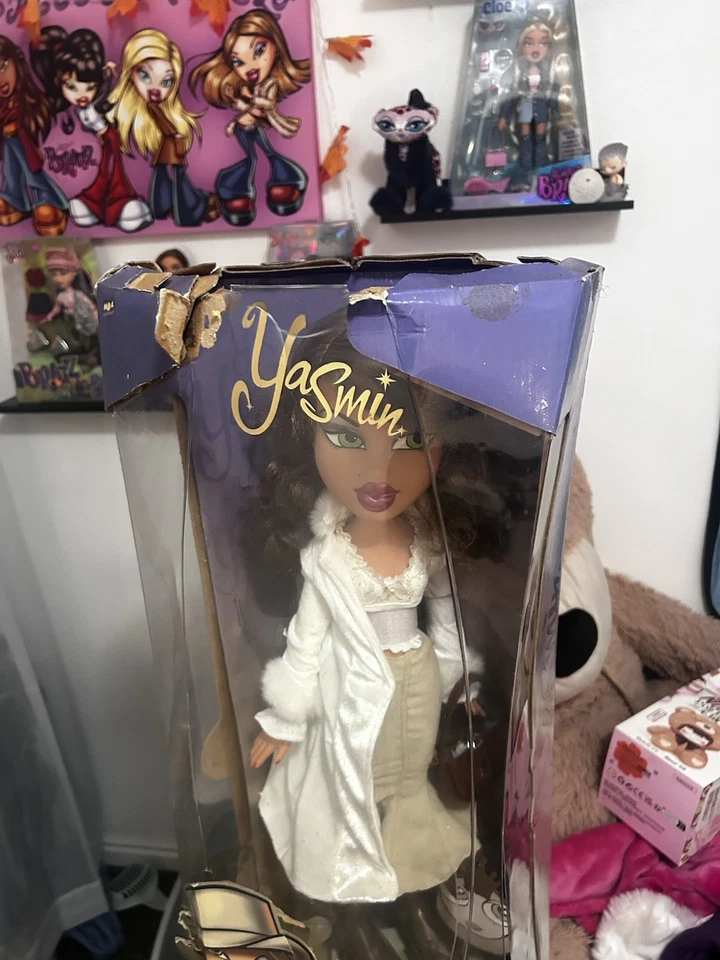 Muñeca Yasmin Big Bratz 24 pulgadas MGA Entertainment nueva en caja ¡adición limitada! Foto 3 de 4