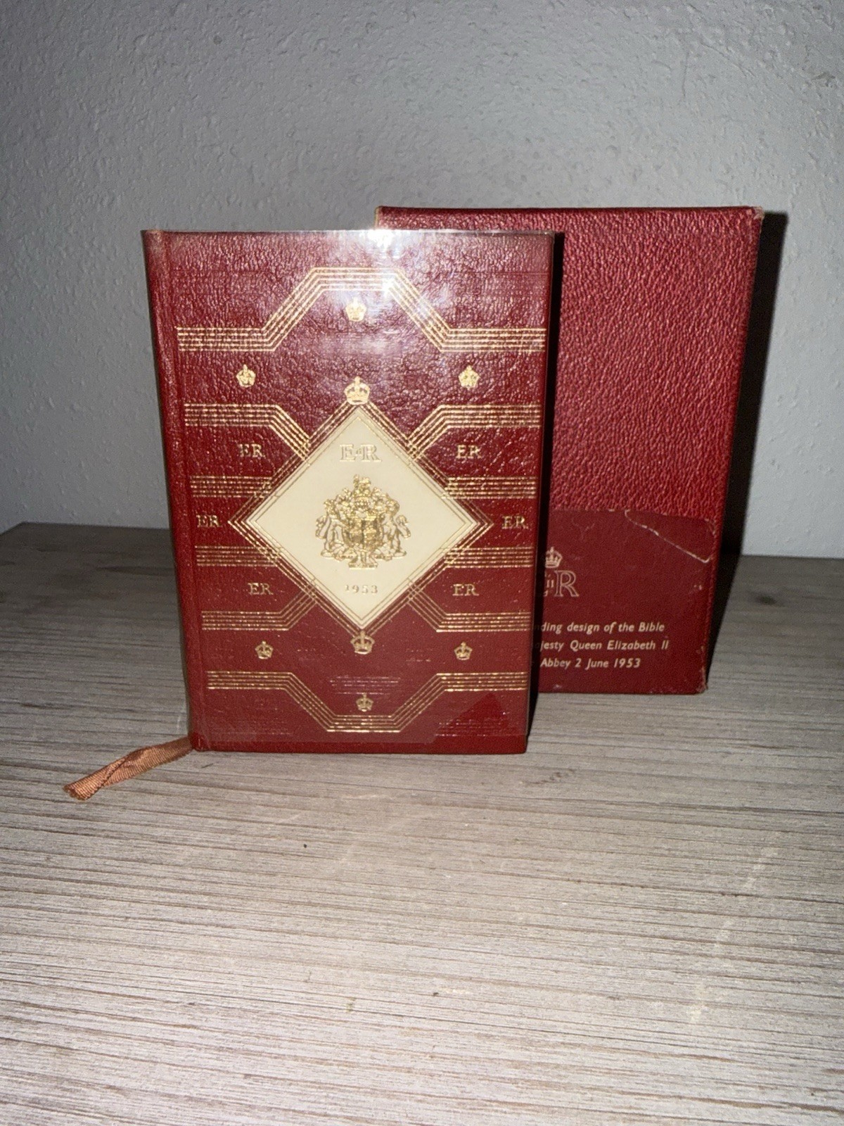 1953 Oxford Holy Bible KJV Queen Elizabeth II Coronation Slipcase Vintage VG