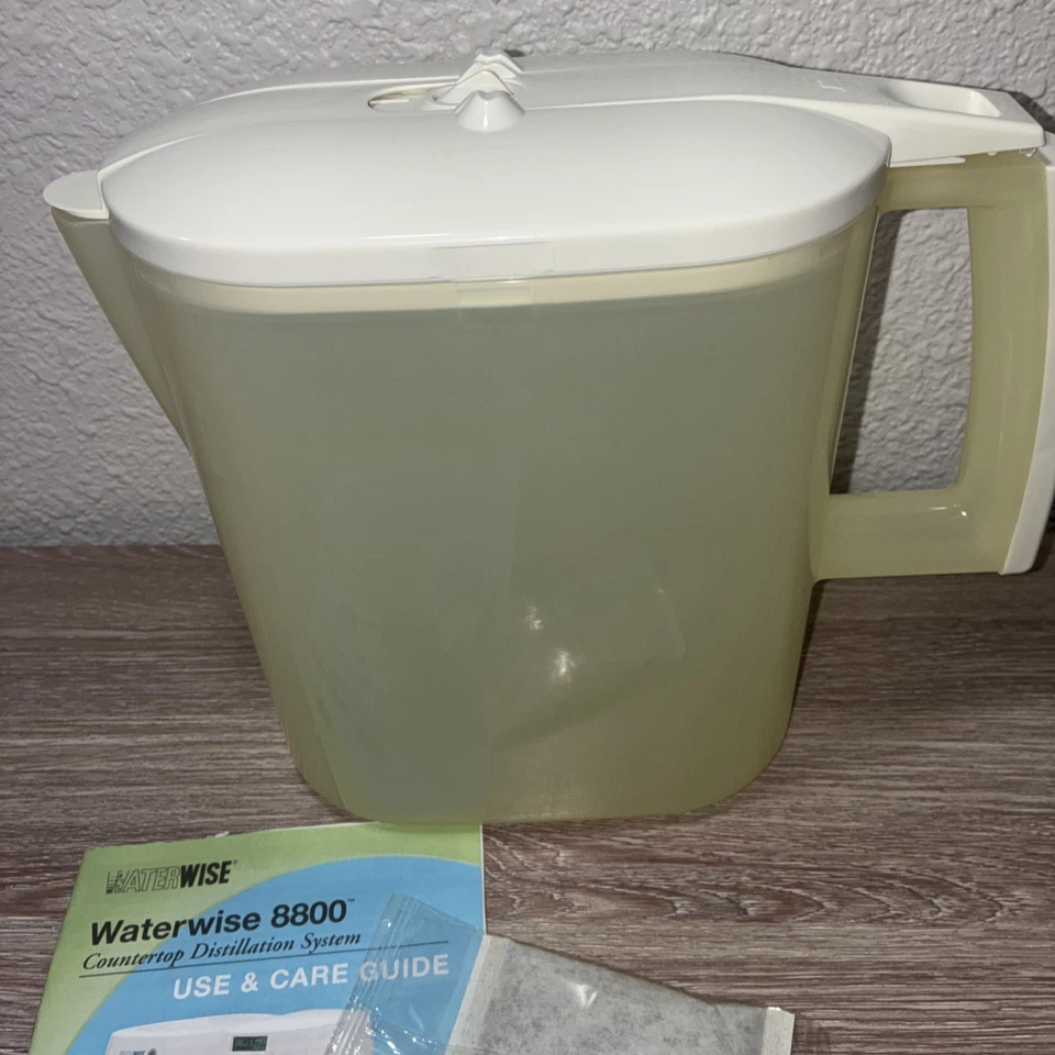 Waterwise 8800 Replacement Carafe With Lid And Carbon Filter Packet - Image 2 of 4