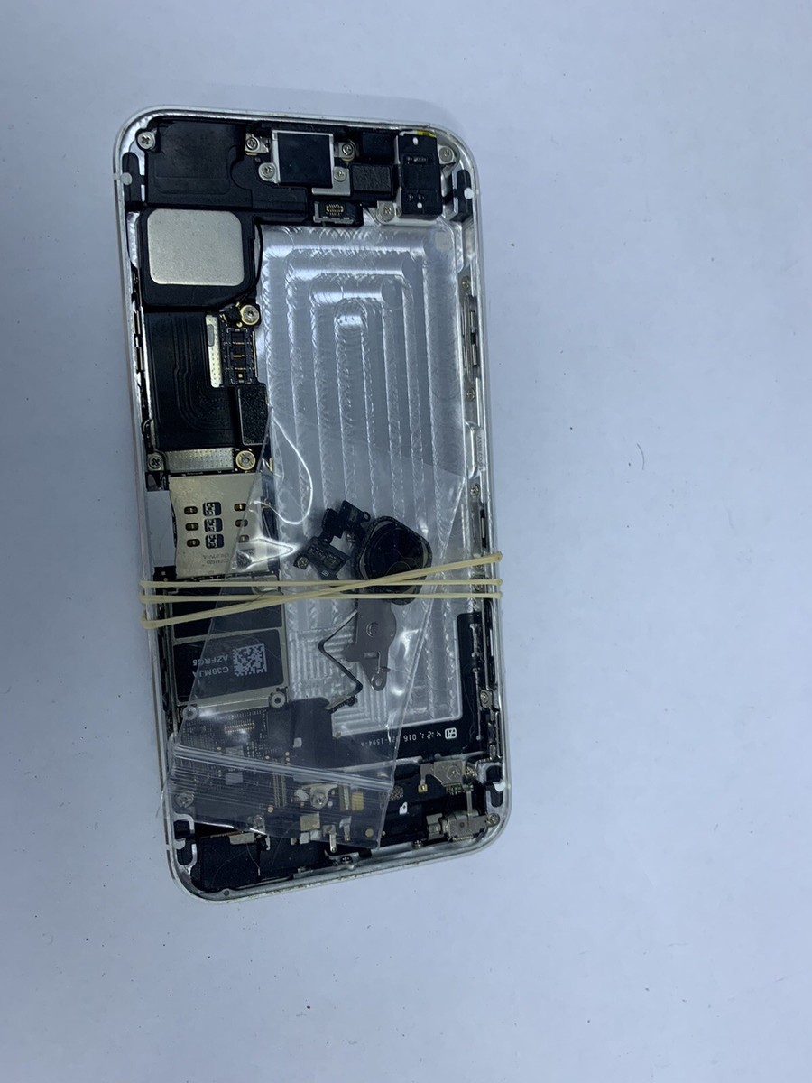 iPhone 5s 4台 Amazon.co.jp: Apple iPhone 5s 16GB 4G Silver : Electronics