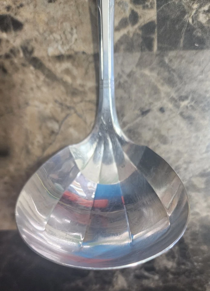 👌NOBILITY PLATE VINTAGE 1937 REVERIE PTRN "7 1/4" SILVERPLATED GRAVY LADLE 🤎 - Image 3 of 4