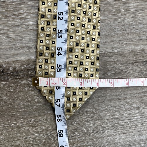 Corbata de seda vintage Dani Moda Maschile 58” x 4” tejido geométrico dorado hecha a mano Italia - Imagen 4 de 5