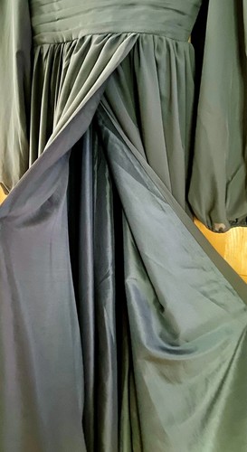 LAVETIR 'SEITLICH GETEILTES, BODENLANGES KLEID / HALBTRANSPARENTE ÄRMEL / GRAU / SMALL - Bild 3 von 8