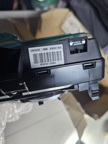 18 Volkswagen Tiguan Digital Speedometer Head Cluster Speedo OEM LKQ - Picture 8 of 11