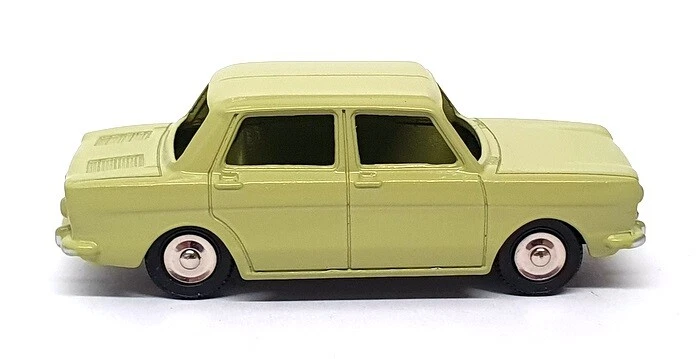 Atlas Dinky Junior 8.5cm Long Diecast 104 - Simca 1000 - Lt. Green - Image 3 of 4